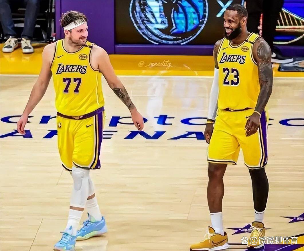 包含国际比赛日俄克拉荷马雷霆备战欧篮联菲尼克斯太阳扳平良机备战全明星赛，这一次真的穆雷与40激战快船分钟的词条